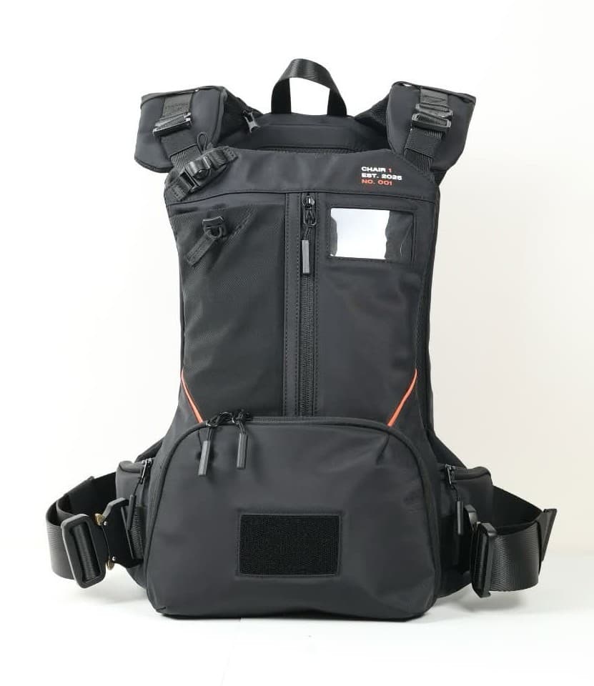 CHAIR1 pack — front view with numbered pockets